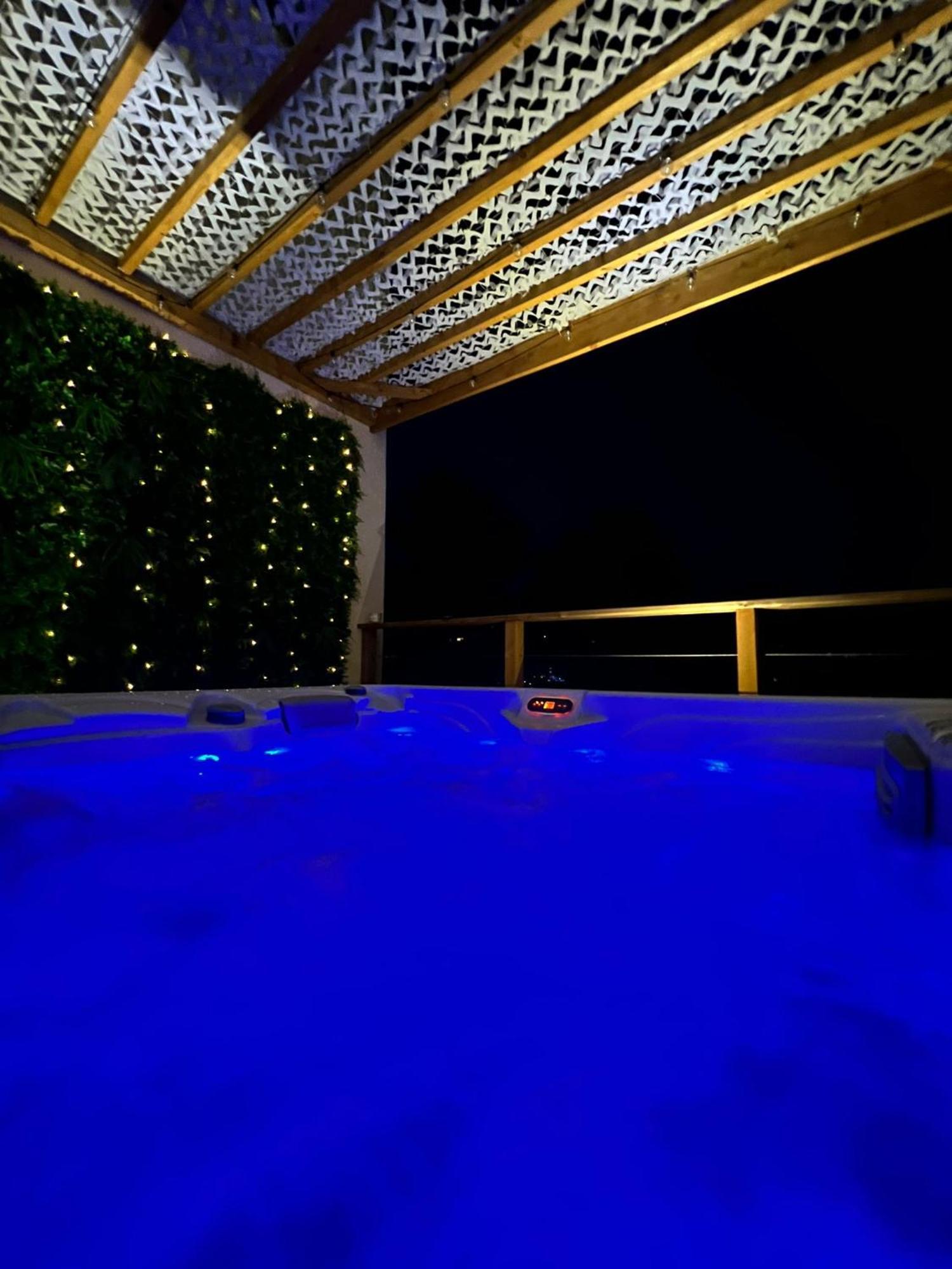 Love Room Tente Lodge Spa Mfg Chez C&C, Exclusivement Reservee Aux Adultes Cantaron Esterno foto